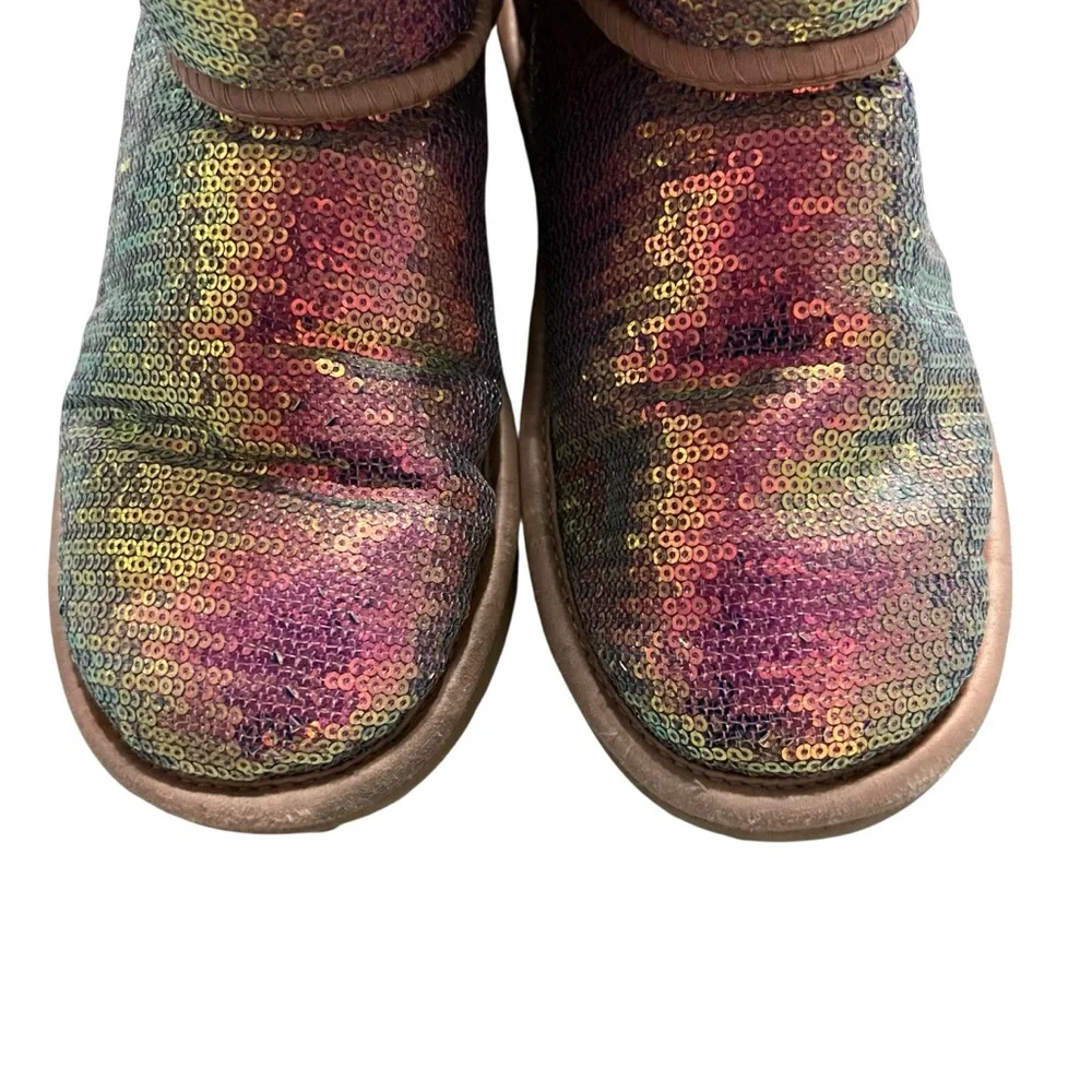 UGG Classic Short II Sz 4 Big Kid Sequin Rainbow Boots